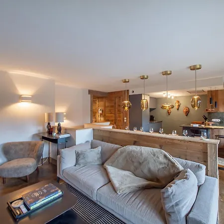 Duplex Renove Au Coeur De Megeve, 3 Chambres, Cheminee, Terrasse, Equipements Modernes. - Fr-1-569-72 Daire *
