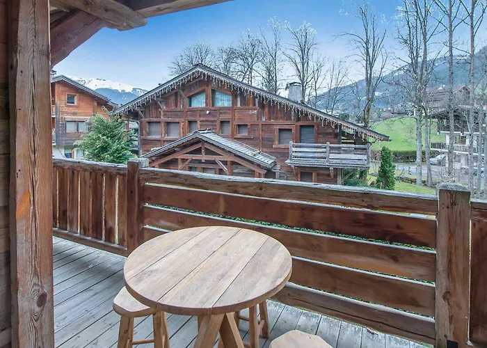 Lägenhet Duplex Renove Au Coeur De Megeve, 3 Chambres, Cheminee, Terrasse, Equipements Modernes. - Fr-1-569-72 Megève